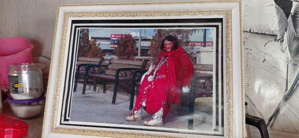 Kırmızılı Kadın Sultan Özcan'ın evi vefatından sonra ilk kez görüntülendi 3